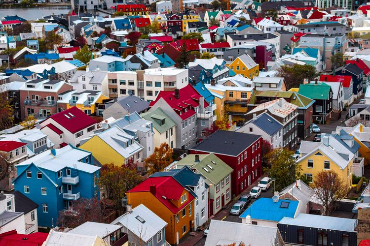 Suasana kota di Islandia. Islandia menjadi salah satu negara di Eropa yang menunjukkan peningkatan wisatawan usai dihantam pandemi dalam dua tahun terakhir.