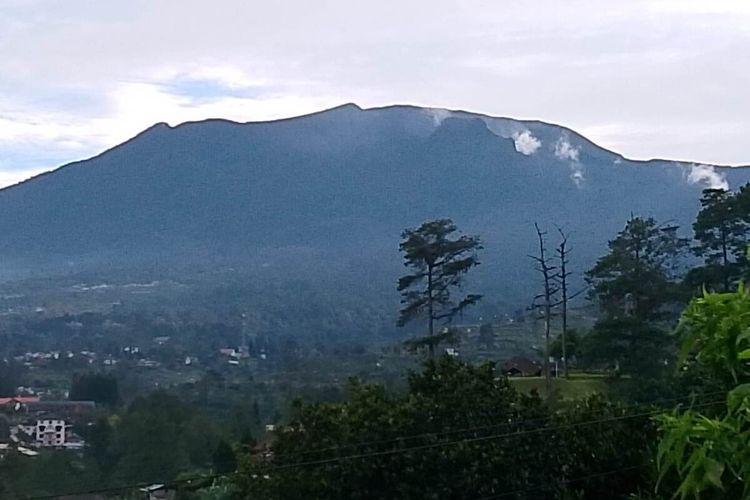 Pendakian Gunung Gede Pangrango Kembali Dibuka Mulai 13 April 2026