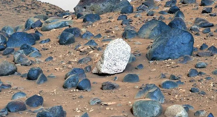 Penemuan Baru di Mars Berbeda dari yang Pernah Dilihat Sebelumnya