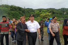 Menko Luhut Janjikan Perbaikan Dermaga Nelayan di Sukabumi