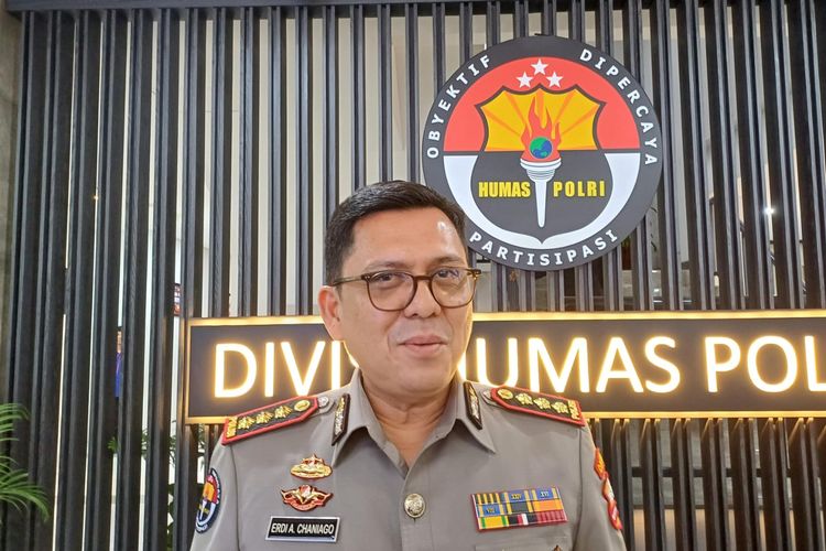 Kepala Bagian Penerangan Umum (Kabag Penum) Divisi Humas Polri Kombes Erdi Adrimulan Chaniago di Mabes Polri, Jakarta, Rabu (3/1/2024).