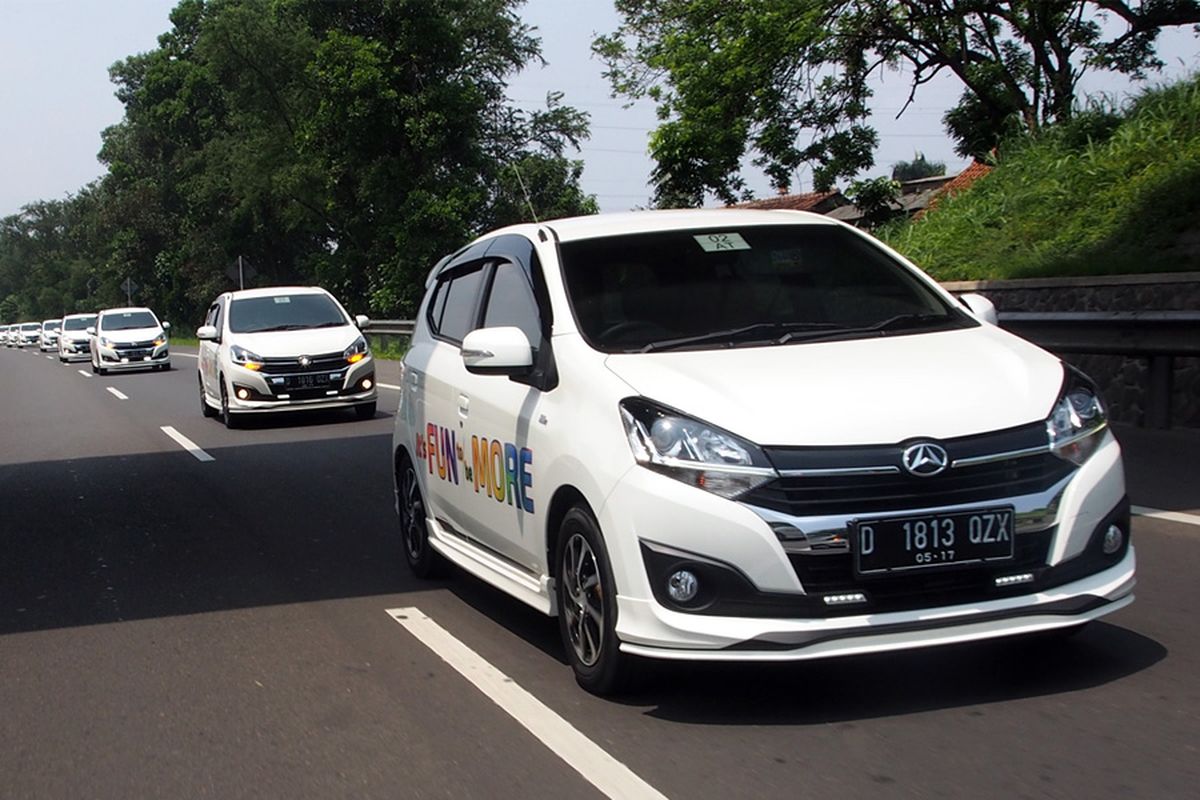 Daihatsu All New Ayla 1.2L sedang menjalani pembuktian performa.