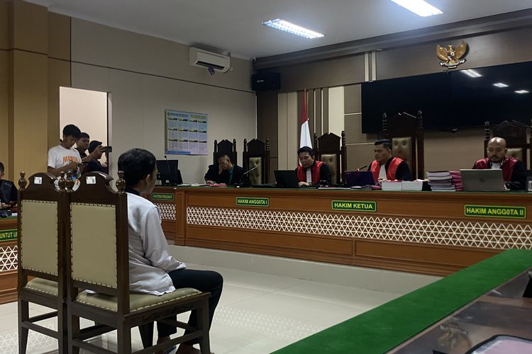 Reaksi Ririn Terdakwa Pembunuh Sekeluarga Indramayu Dituntut Pidana Mati: Telan Ludah, Lemas, Priyo Tenang