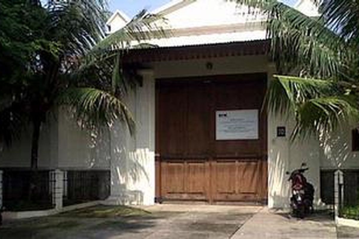 Rumah mewah milik DS di kawasan Sondakan, Solo, disita KPK, Kamis (14/2/2013).