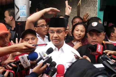 Panwaslu Minta Anies Pergi dari Area Sekitar TPS 29