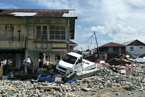 Gempa Palu, Bagaimana Ban Bekas Bisa Menghentikan Gedung Runtuh?