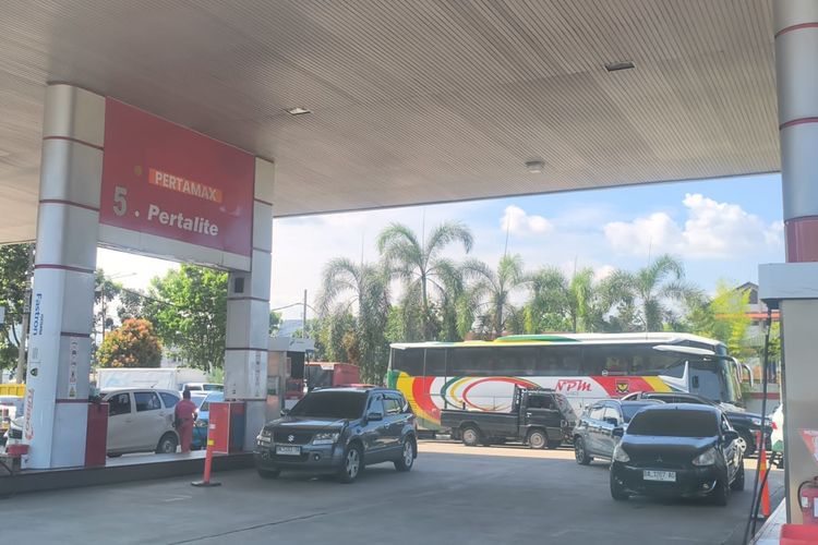 Pakar Nilai Perbaikan Infrastruktur Jadi Kunci Normalisasi Distribusi BBM di Sumbar