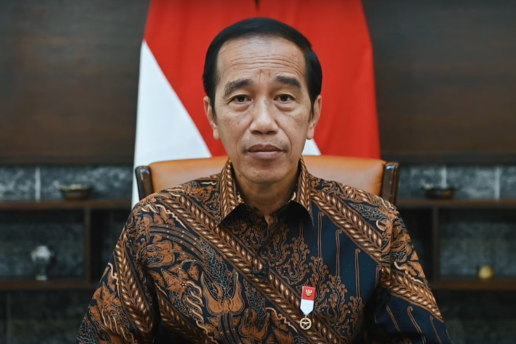 Presiden Joko Widodo (Jokowi) menyampaikan ruang udara Kepulauan Riau dan Natuna kembali dikelola oleh Indonesia. (Tangkapan layar Youtube Sekretariat Presiden)