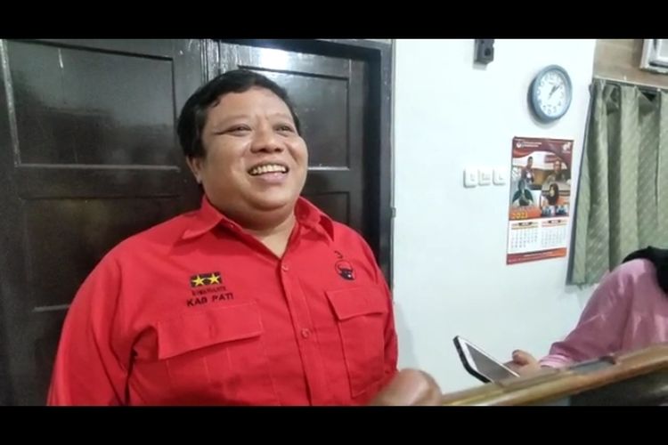 Imbang Setiawan saat mendaftar bacaleg DPRD Kabupaten Pati di KPU Pati, Jawa Tengah, Kamis (11/5/2023).