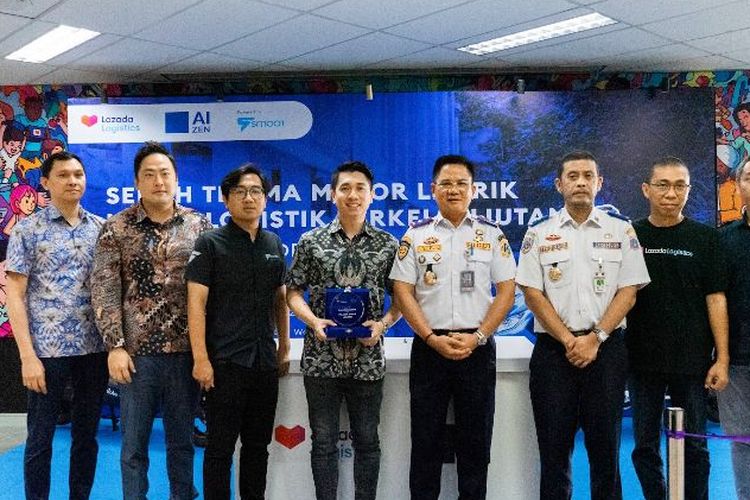 Lazada Logistics dan Aizen kerja sama pembiayaan kendaraan listrik di Indonesia. 