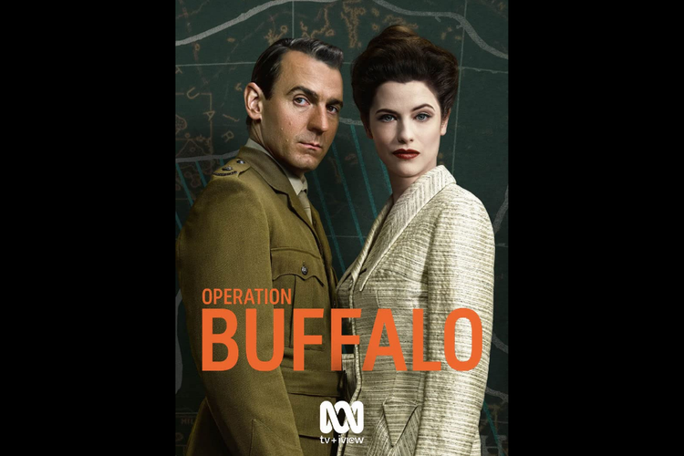 Ewen Leslie dan Jessica De Gouw dalam Operation Buffalo (2020).