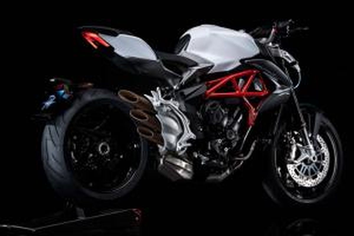 Kendati tenaga berkurang, namun sejumlah make over cukup membuat MV Agusta 800 diperhitungkan.