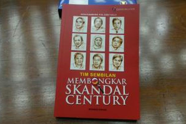 Buku berjudul Tim Sembilan Membongkar Skandal Century diluncurkan di Gedung DPR, Senayan, Jakarta, Rabu (12/11/2014). 