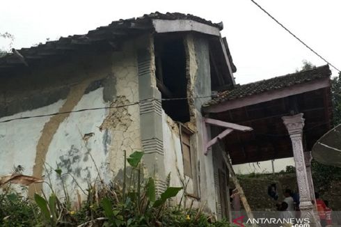 Fakta Terkini Gempa Guncang Sukabumi, 35 Rumah Rusak dan Warga di Bogor Mengungsi 