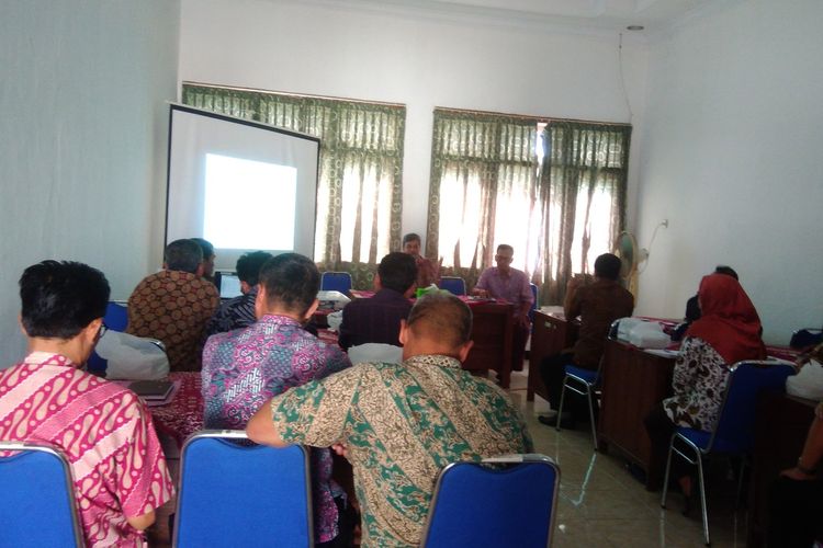 Rapat Koordinasi Antara BPBD Gunungkidul dan Sejumlah Kecamatan Untuk Mengatasi Kekeringan di Kantor BPBD Gunungkidul Jumat (17/5/2019)