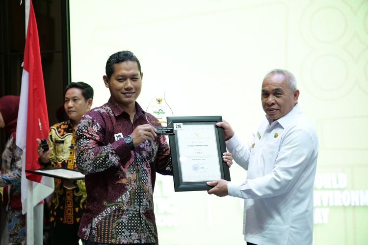PT Multi Harapan Utama (MHU) merai Penghargaan Program Penilaian Peringkat Kinerja Perusahaan (Proper) kategori Emas dalam pengelolaan lingkungan hidup di Provinsi Kalimantan Timur (Kaltim) periode 2022-2023. 