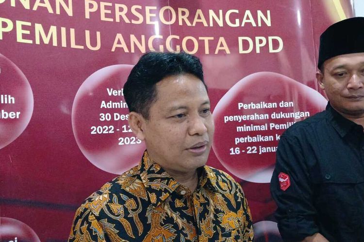 Anggota Dewan Perwakilan Daerah (DPD) RI Jawa Tengah Abdul Kholik ditemui di KPU Jateng, Selasa (23/4/2024).