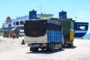 Tanjung Perak Jadi Pelabuhan Uji Coba Pertama Singkirkan Truk ODOL