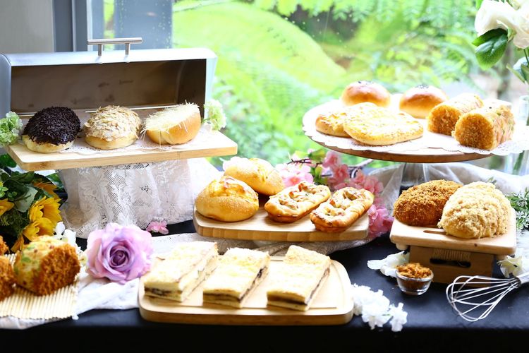 17 Varian Roti favorit BreadTalk dalam rangka HUT ke 17 