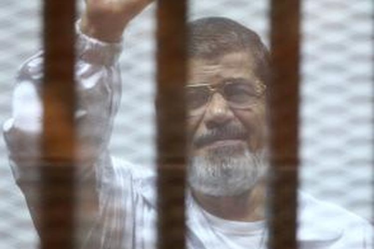 Mantan presiden Mesir Mohammed Morsi, Selasa (21/4/2015), dijatuhi hukuman penjara 20 tahun karena dianggap terbukti membunuh dan menyiksa pengunjuk rasa pada 2012.