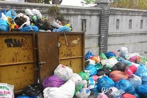 Truk Sampah Milik Pemkab Disandera dan Dirusak Warga Aceh Tengah