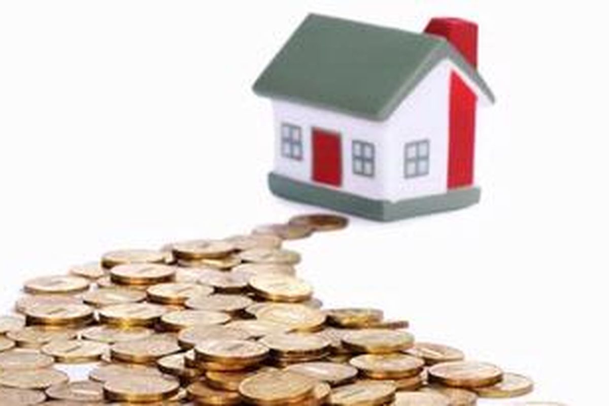 Tabungan wajib perumahan perlu diberlakukan bagi seluruh warga negara Indonesia yang berpenghasilan di atas penghasilan tidak kena pajak (PTKP) sebesar Rp 1.320.00 per bulan.