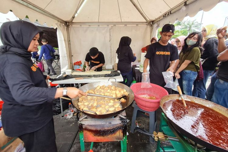 Festival Makan Receh di Senayan Park, Jakarta, Sabtu (2/3/2024).