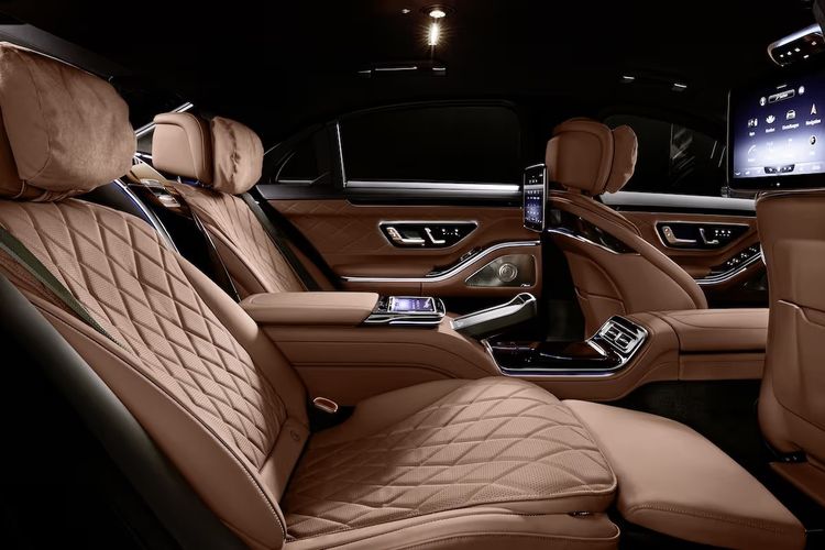 Interior Mercedes-Benz S680 Guard