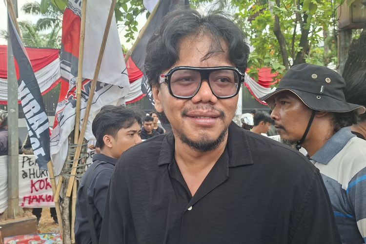 Ferry Irwandi Ajak Donasi Hutan Kalimantan, Sudah Terkumpul Rp 3 Miliar