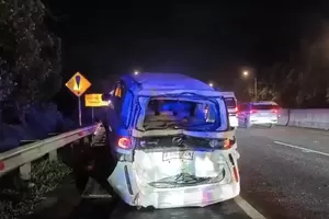 Kecelakaan Beruntun di Tol Cipularang Diduga Dipicu Truk Kontainer, 2 Orang Tewas