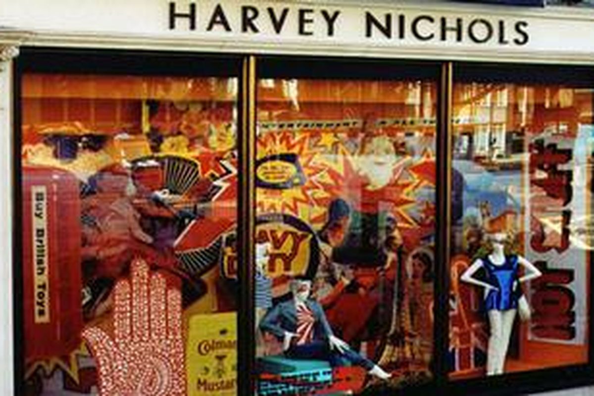 Harvey Nichols, department store kelas atas (high end) di Grand Indonesia Jakarta terpaksa ditutup mulai akhir Oktober 2010 karena merugi sejak dibuka tahun 2008 lalu