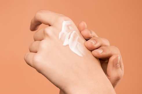 Skincare Berbahan Urea, Berbagai Manfaat dan Efek Sampingnya