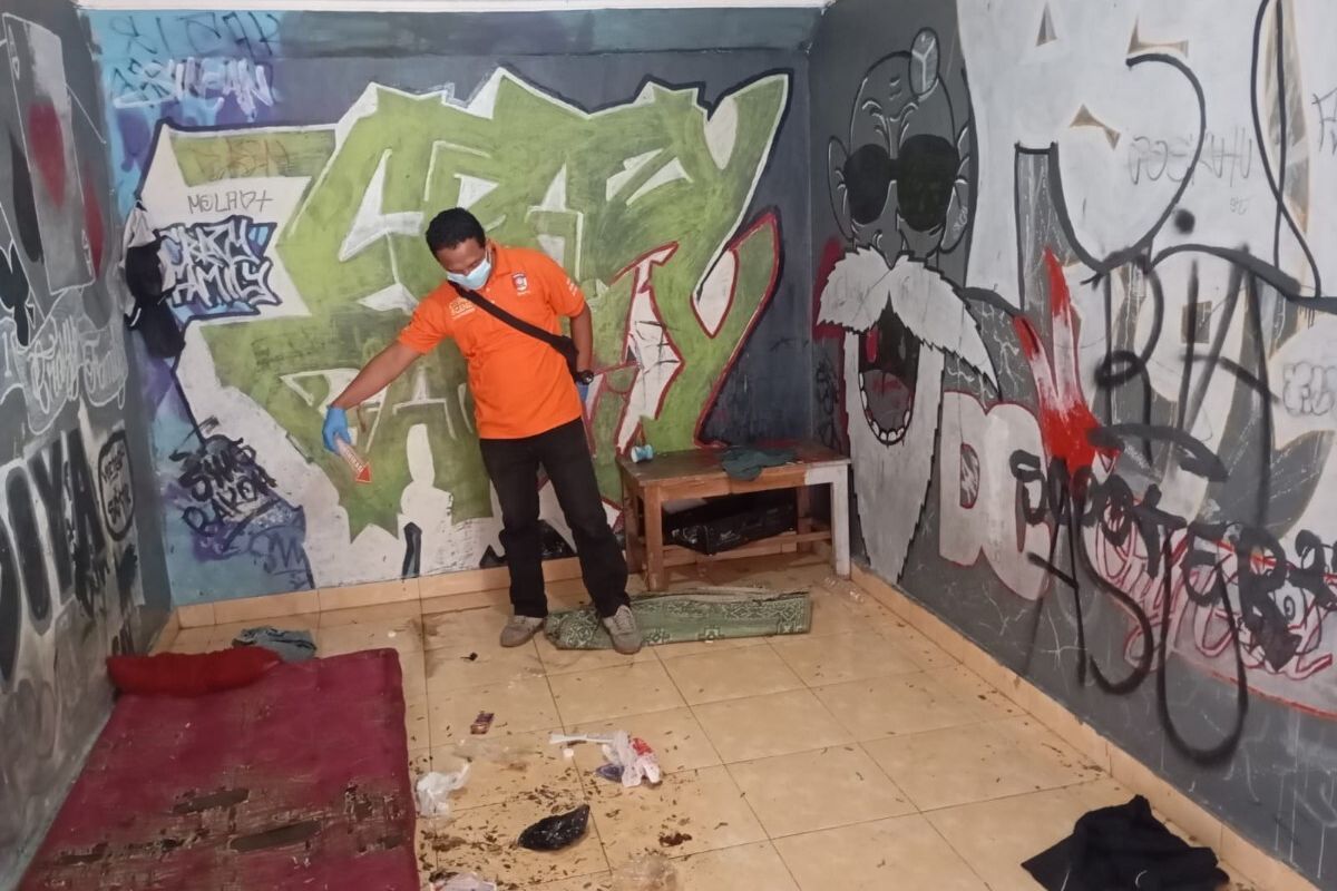 Kamar yang diduga digunakan untuk pesta miras oplosan di Banguntapan, Bantul