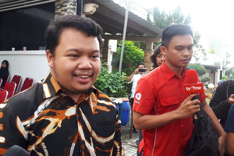 Anak dari Sutopo Purwo Nugroho, Muhammad Ivanka Rizaldy Nugroho di kediaman Sutopo di Depok, Jawa Barat, Minggu (7/7/2019).