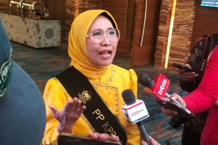 Ketua Komisi X DPR RI Hetifah Sjaifudian meminta pihak Universitas Udayana (Unud) untuk menjatuhkan sanksi tegas kepada pelaku perundungan apabila terbukti menyebabkan tewasnya seorang mahasiswa.