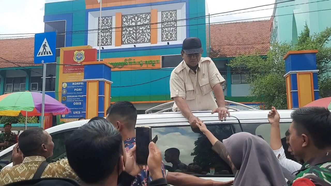 Diundang sebagai Menhan di Blora, Prabowo: Saya Enggak Kampanye, Nanti Dimarahi Lagi