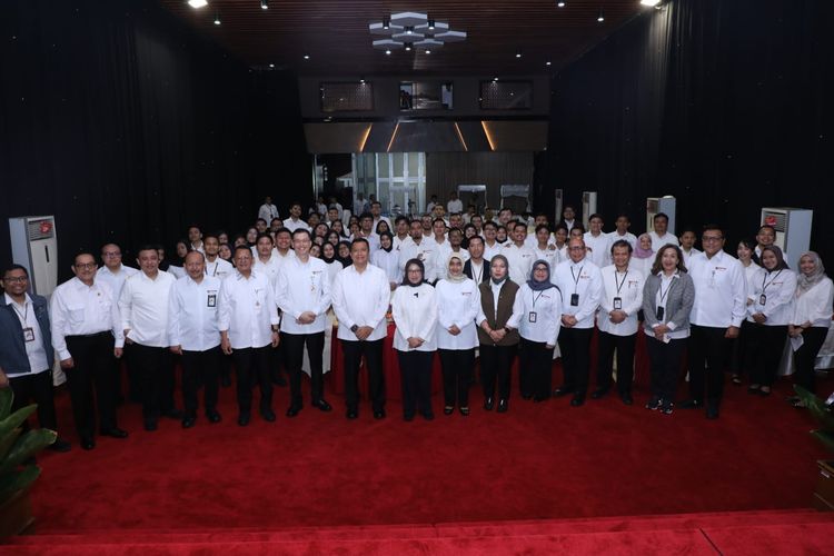 Penutupan Orientasi Wawasan dan Tugas (Orwastu) CPNS Kementerian PANRB Tahun Anggaran 2024 di Jakarta, yang diikuti oleh 53 CPNS baru, Senin (16/6/2025).