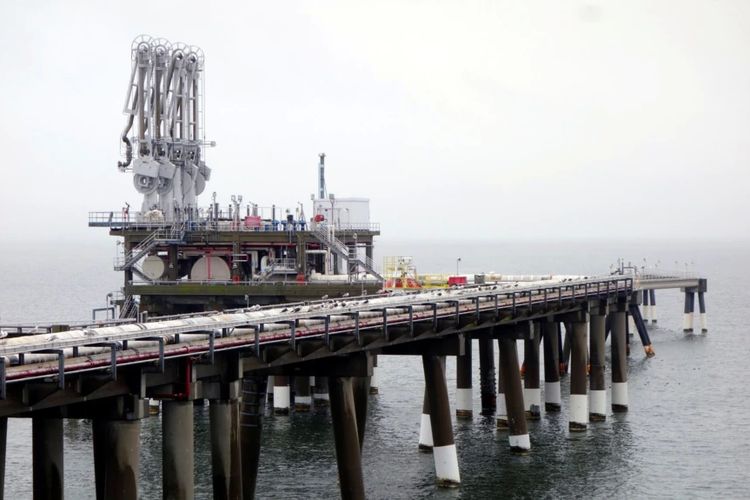 Sebuah dermaga di pabrik gas alam cair di Teluk Chesapeake Maryland sebagai ilustrasi.