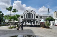 Sejarah Kenapa Lokasi Stasiun KA di Indonesia Sering Berdekatan