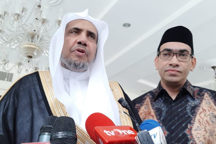Sekretaris Jenderal Liga Muslim Dunia Syeikh Mohammed Abdulkarim Al-Essa usai bertemu Wapres Maruf Amin di Kantor Wapres, Jakarta, Jumat (28/2/2020).
