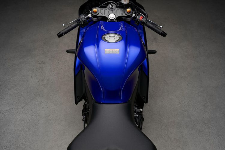 Yamaha YZF-R7