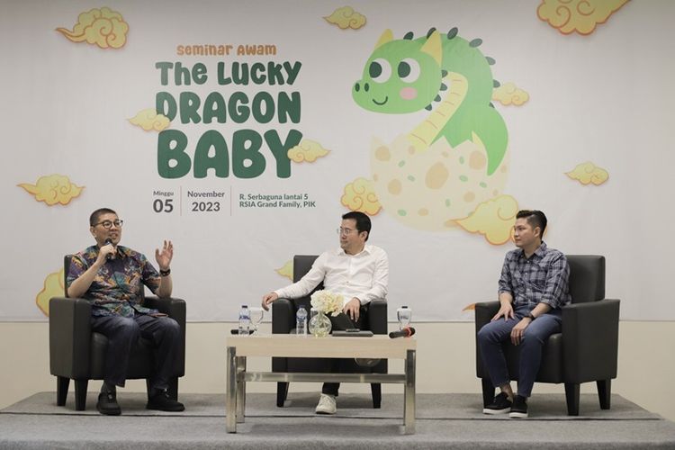 Narasumber yang ada pada seminar The Lucky Dragon Baby.