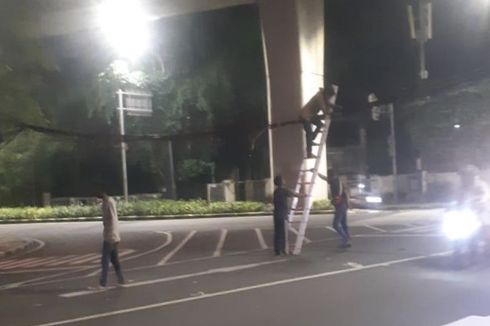 Kabel Semrawut dan Menjuntai di Jalan Barito 1 Bakal Dipindahkan ke Bawah Tanah