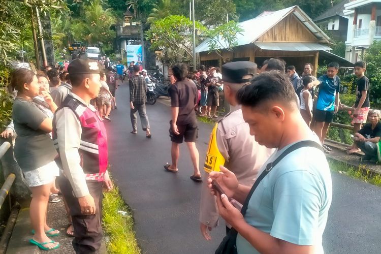 Terseret Arus saat Mandi di Sungai Buleleng, Kakek Tewas dan Cucunya Hilang