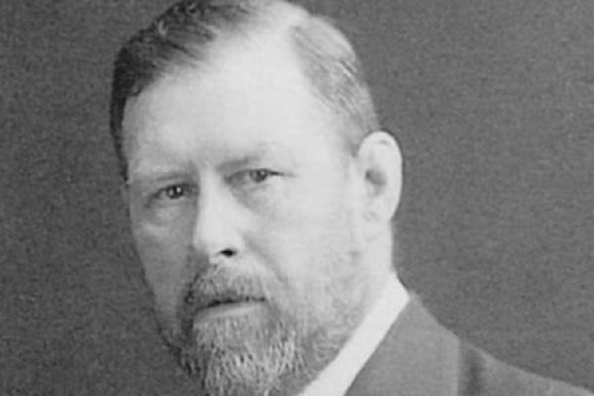 Bram Stoker, penulis novel horor Dracula