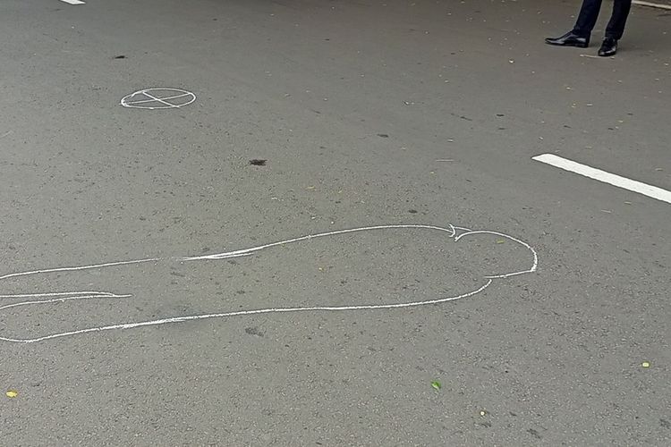 Hendak Isi BBM, 2 Pengendara Motor Tewas Tertabrak Minibus di Jalur Pantura Pasuruan