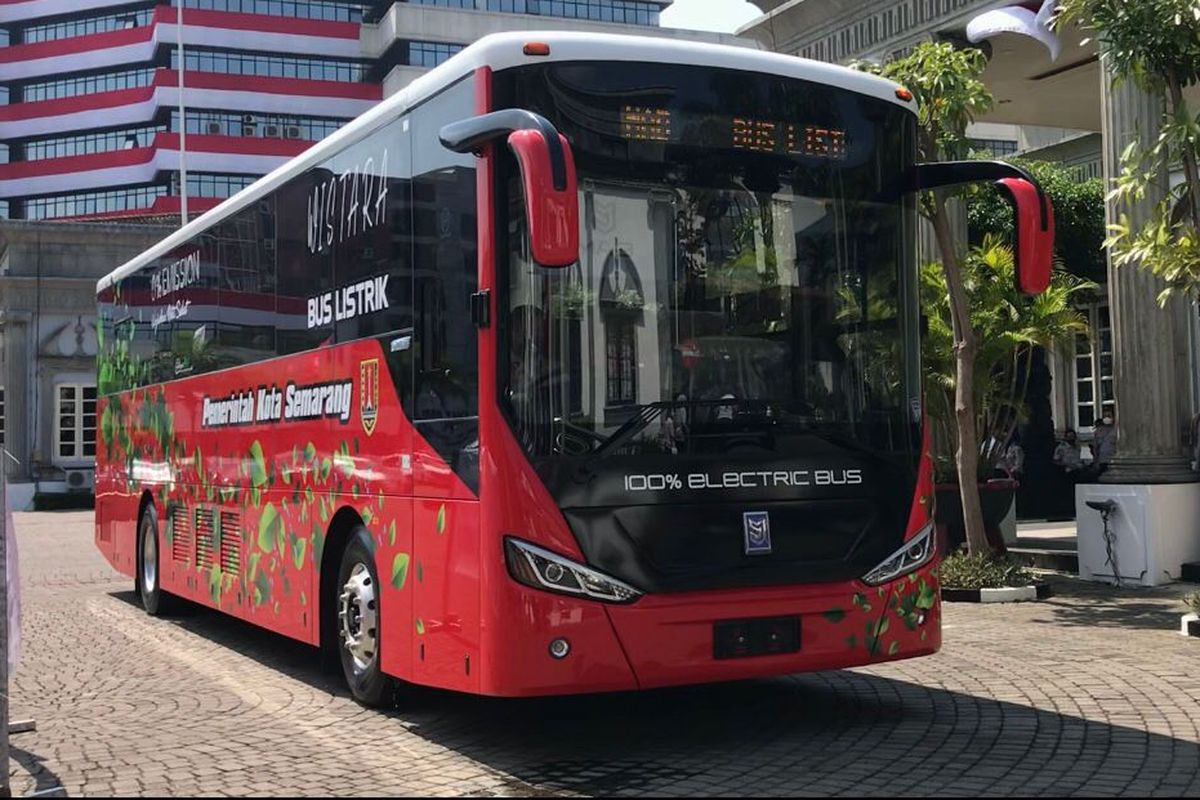Bus listrik baru buatan PT Mobil Anak Bangsa (MAB) akan digunakan armada transportasi wisata Kota Semarang