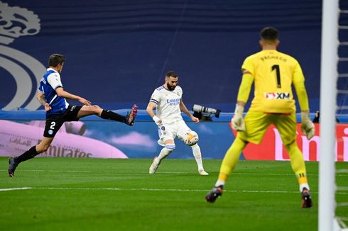 Hasil Real Madrid Vs Alaves 3-0, Penalti Benzema Pastikan Kemenangan Los Blancos