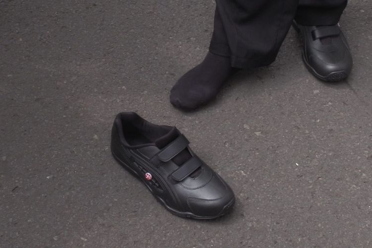 Penampakan Sepatu Lokal Rp 80.000 yang Mau Dipesan Prabowo