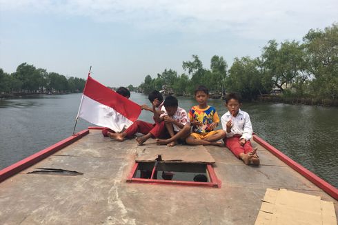 Guru Garis Depan, Ujung Tombak Perubahan Masyarakat Daerah Tertinggal